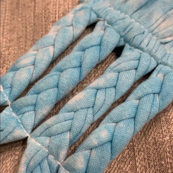 🌵Sky blue tye dye yoga top🌵 - Picture 5 of 9